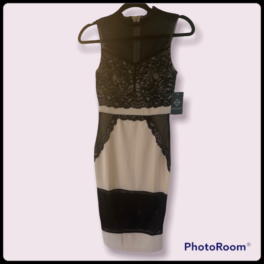 Obsession cream and black lace evening dress